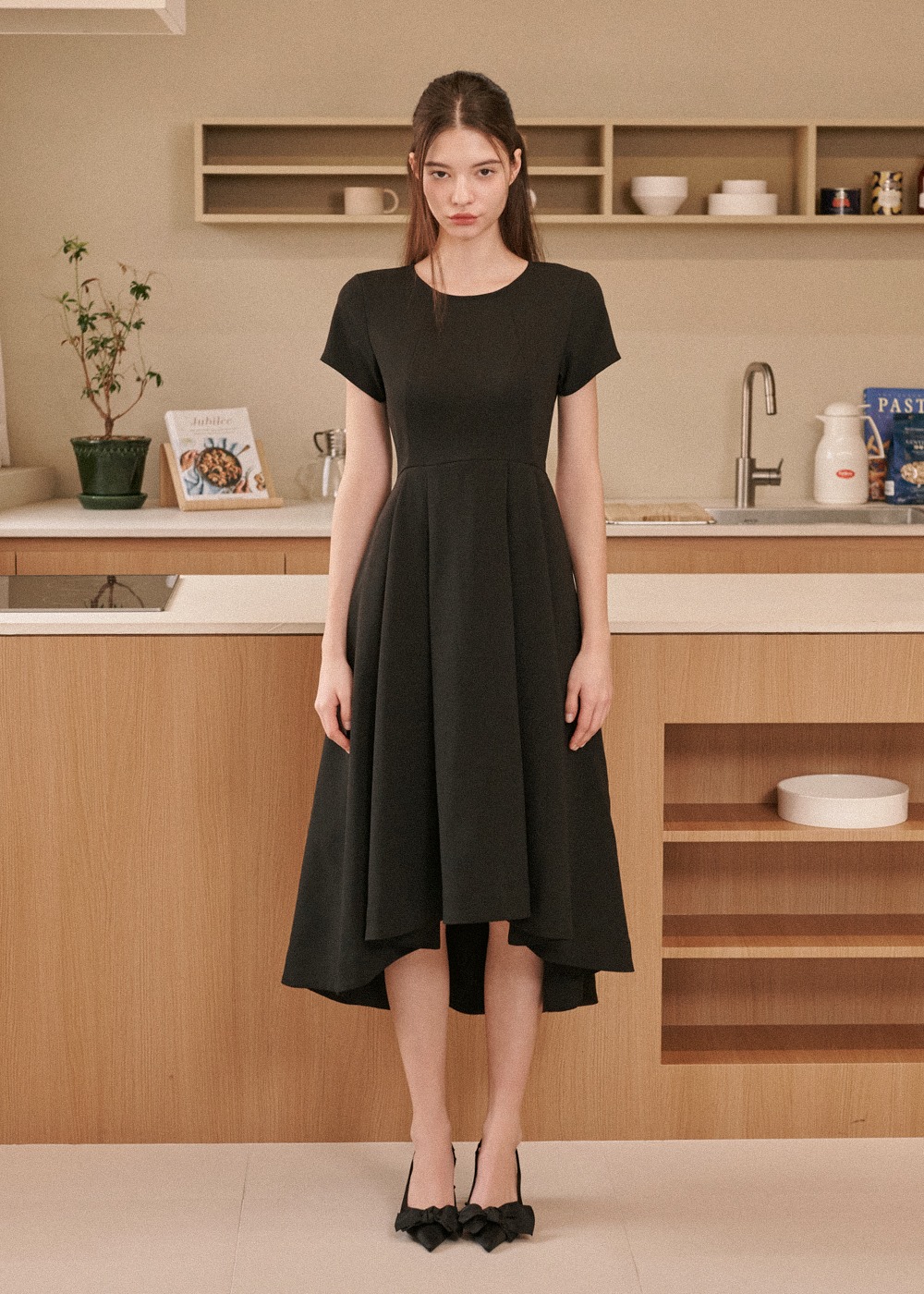 [프리오더 15%할인, 5/10일 배송] 베카 하프 슬리브 롱 드레스 Becca Half Sleeve Long Dress - Black